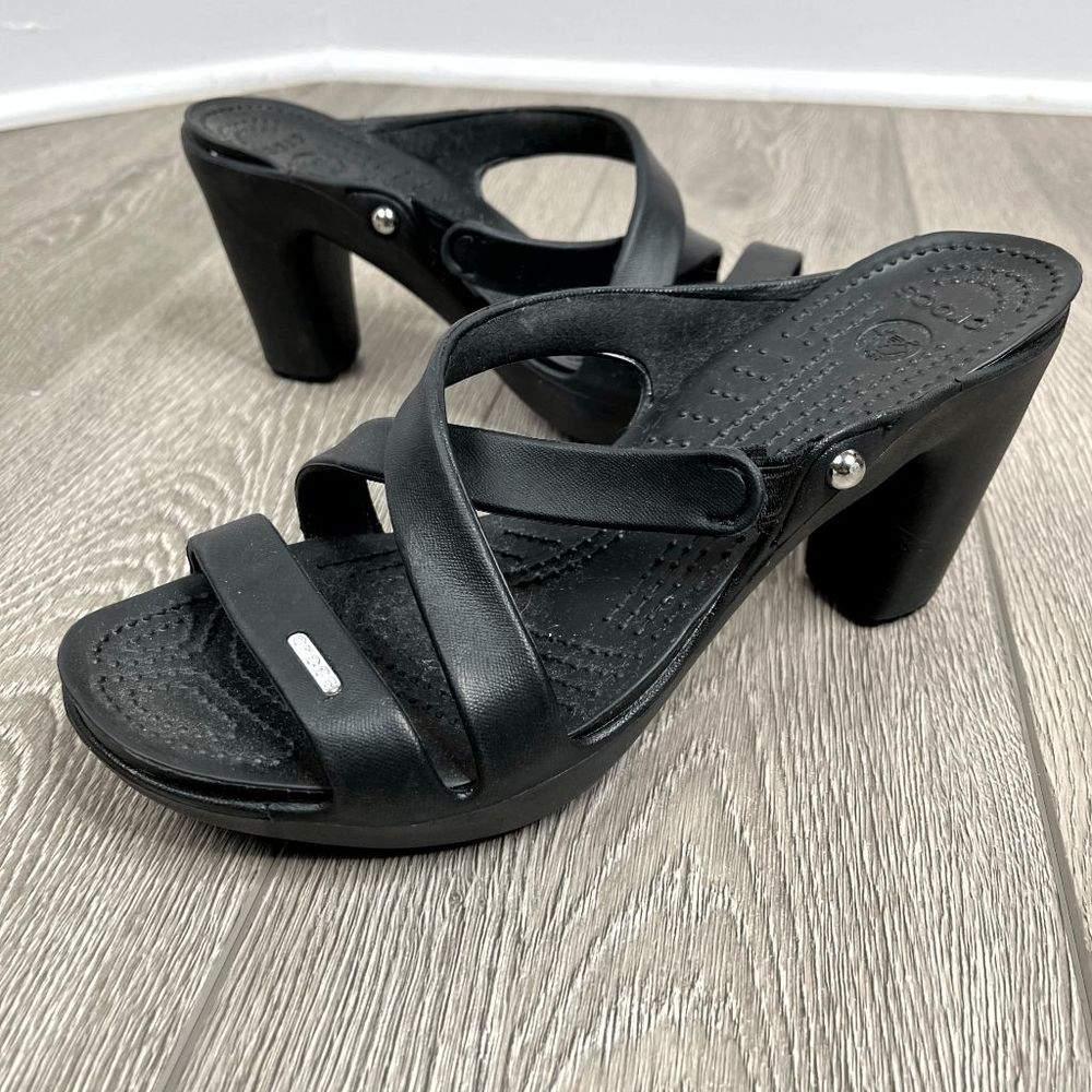 Crocs Womens Shoes Crocs 14558 Cyprus Iv Heel Sandal size 10‎
